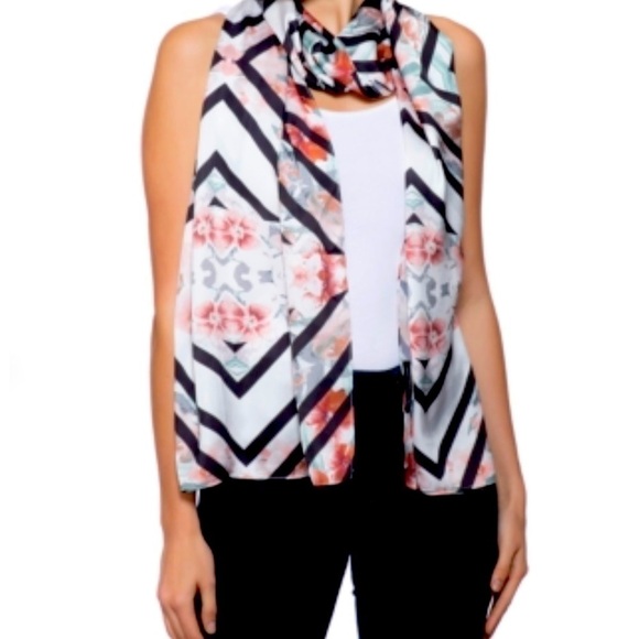 Inc International Concepts beautiful black and floral scarf. NWT - Picture 1 of 2